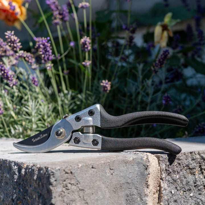 Multi-purpose secateurs